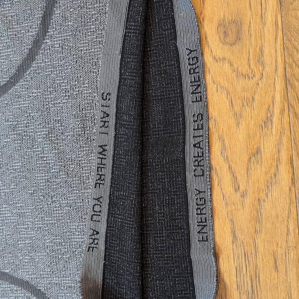 Lululemon Swiftly Crew *Sparkle* Black Grey Silver - Picture 3 of 6